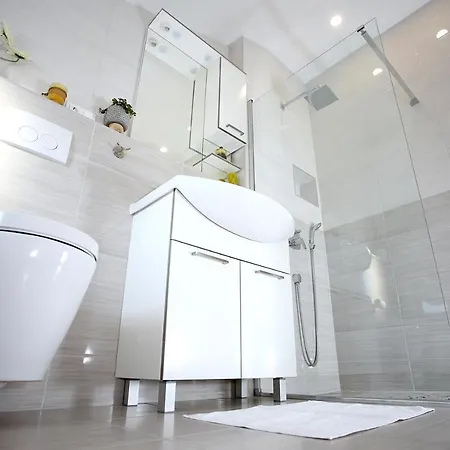 Apartment Toni Vodice